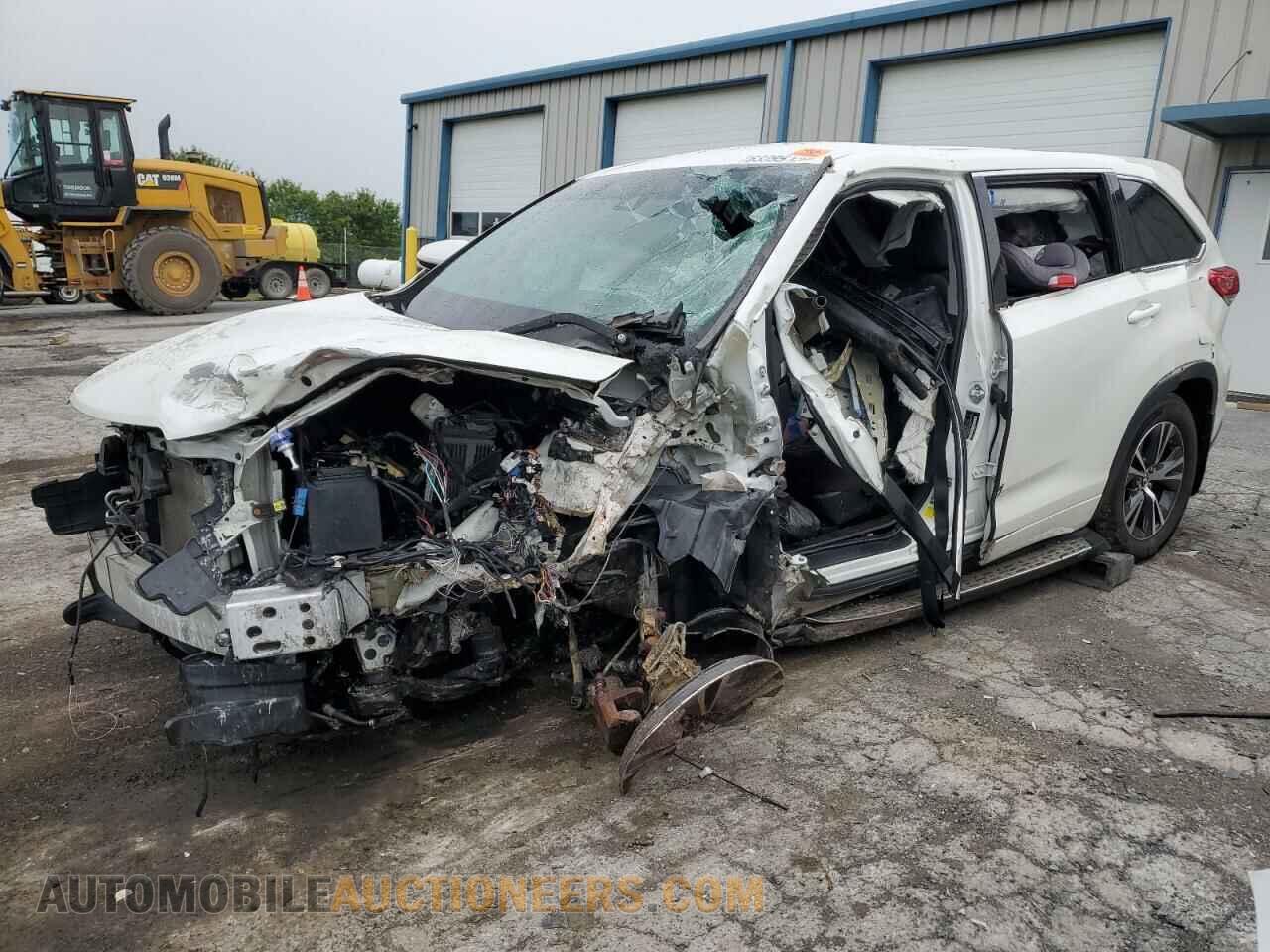 5TDBZRFH9JS877827 TOYOTA HIGHLANDER 2018