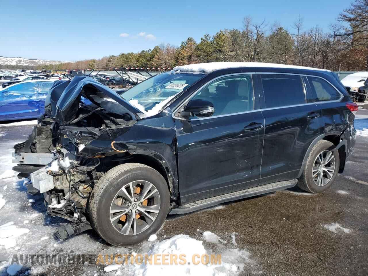 5TDBZRFHXJS489957 TOYOTA HIGHLANDER 2018
