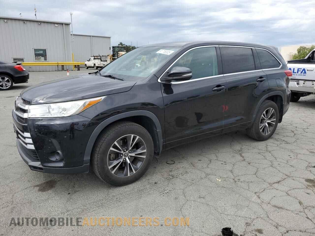5TDBZRFHXJS877061 TOYOTA HIGHLANDER 2018