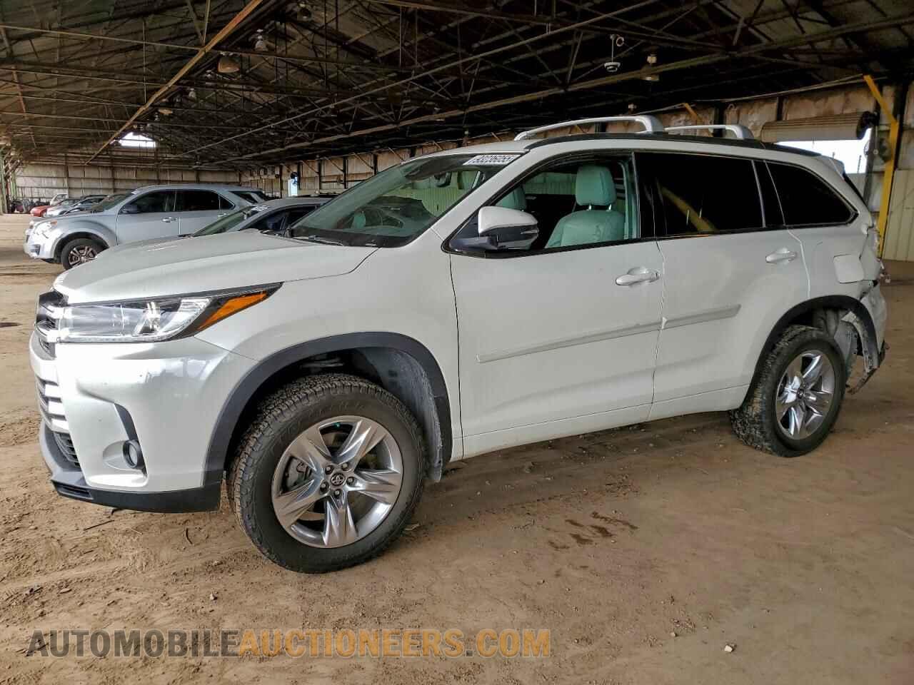 5TDDZRFH2JS485524 TOYOTA HIGHLANDER 2018