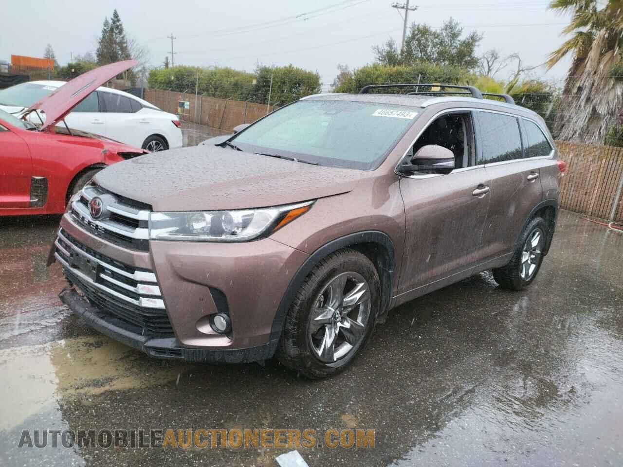 5TDDZRFH2JS800323 TOYOTA HIGHLANDER 2018