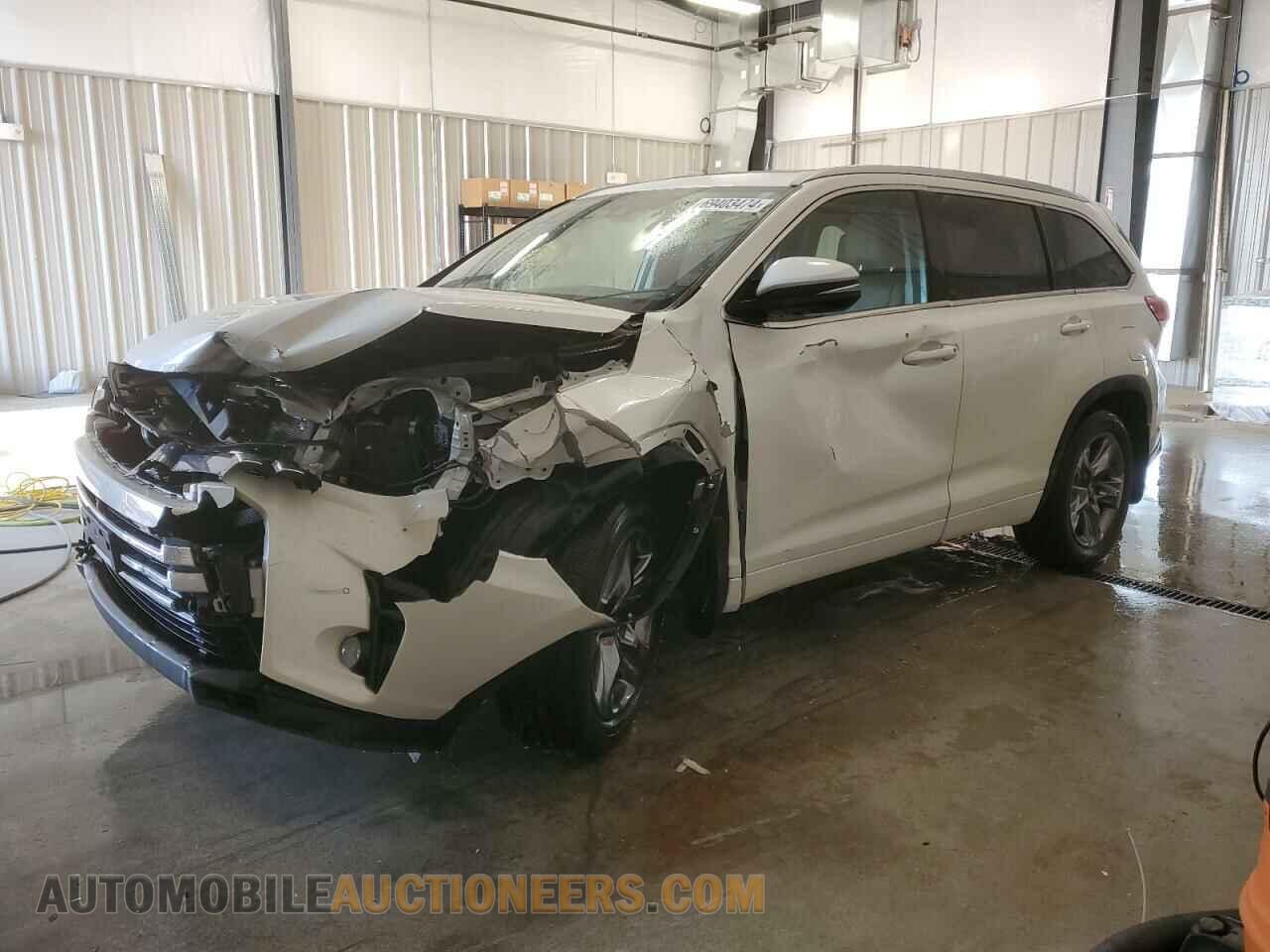 5TDDZRFH2JS809751 TOYOTA HIGHLANDER 2018