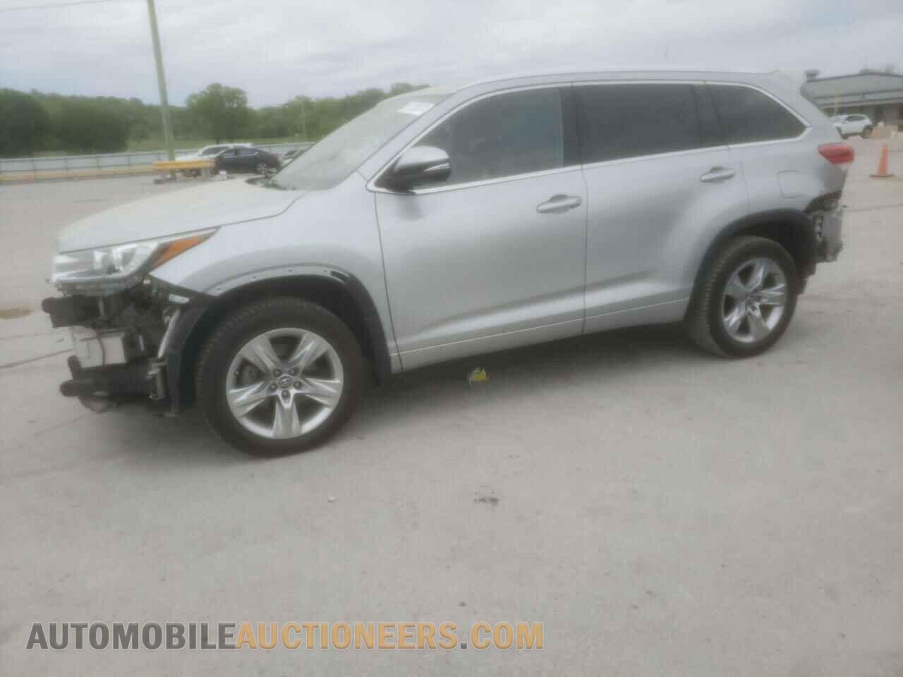 5TDDZRFH2JS828865 TOYOTA HIGHLANDER 2018