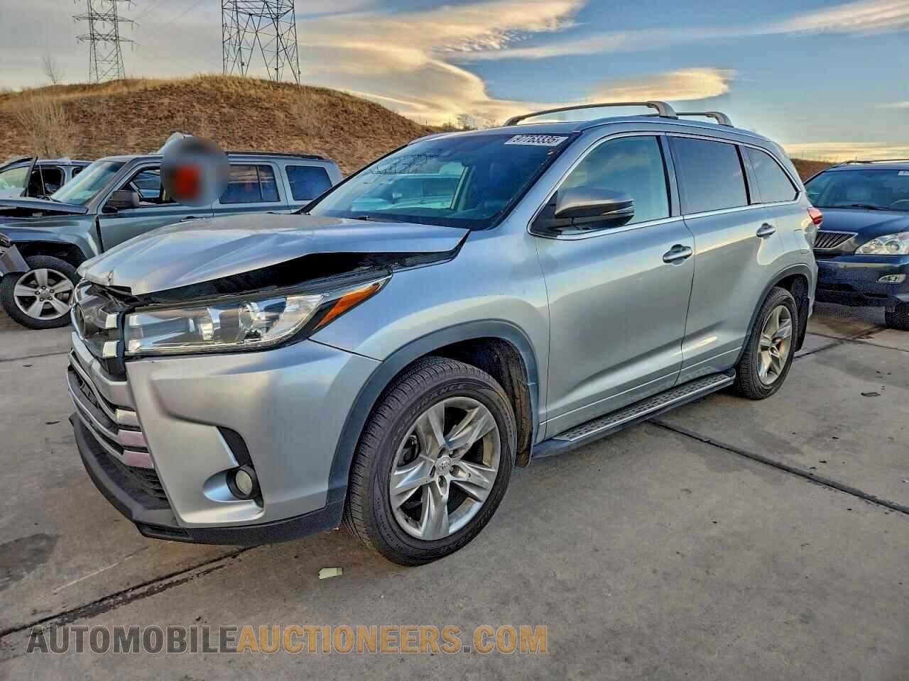 5TDDZRFH3JS838367 TOYOTA HIGHLANDER 2018