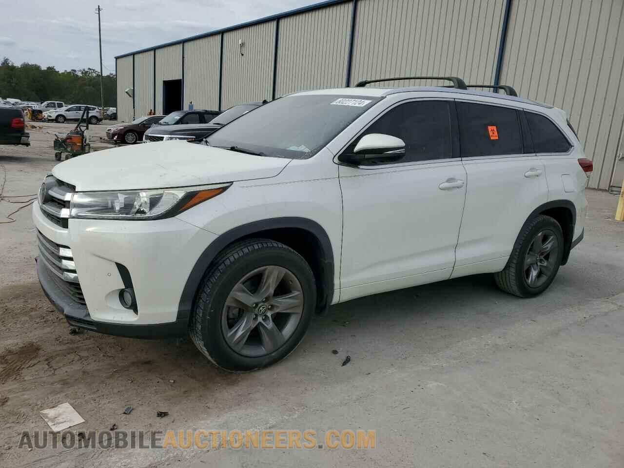 5TDDZRFH3JS863379 TOYOTA HIGHLANDER 2018