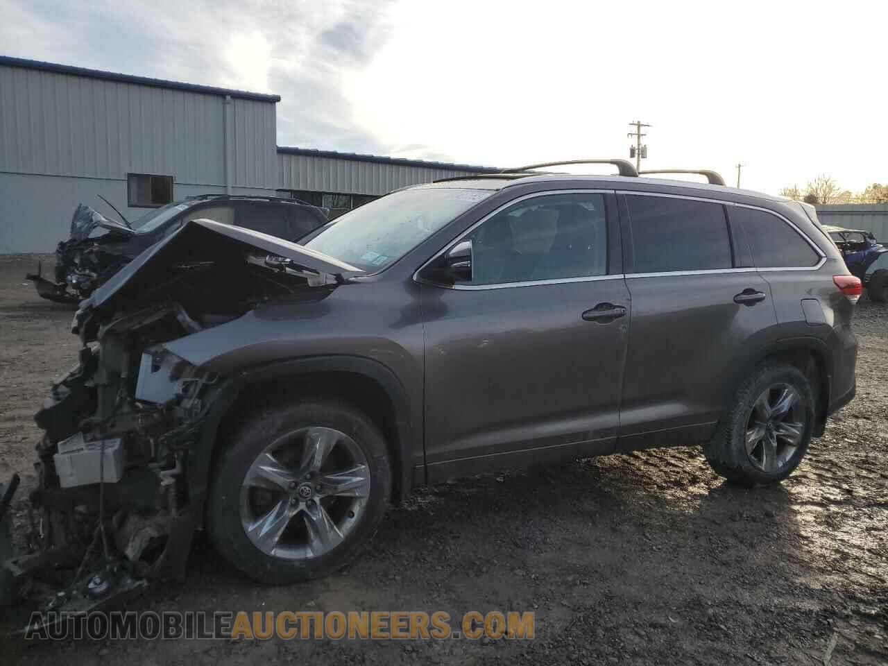 5TDDZRFH3JS866251 TOYOTA HIGHLANDER 2018