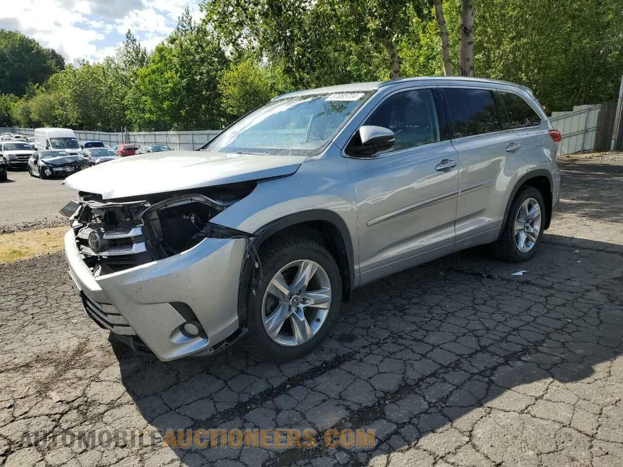 5TDDZRFH4JS834652 TOYOTA HIGHLANDER 2018
