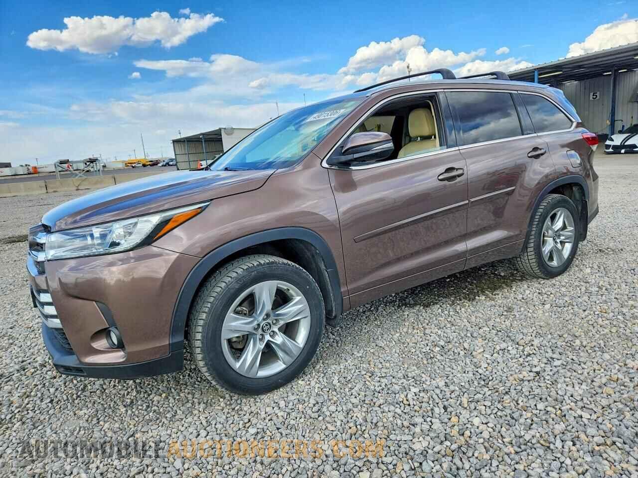 5TDDZRFH4JS835882 TOYOTA HIGHLANDER 2018