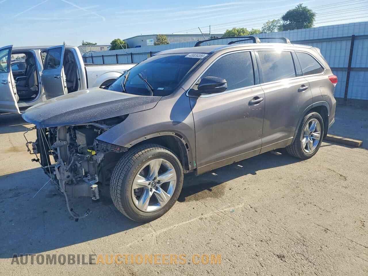 5TDDZRFH4JS853721 TOYOTA HIGHLANDER 2018
