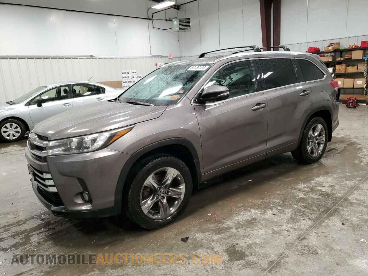 5TDDZRFH4JS873242 TOYOTA HIGHLANDER 2018