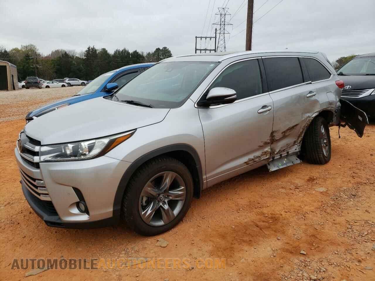 5TDDZRFH4JS898321 TOYOTA HIGHLANDER 2018