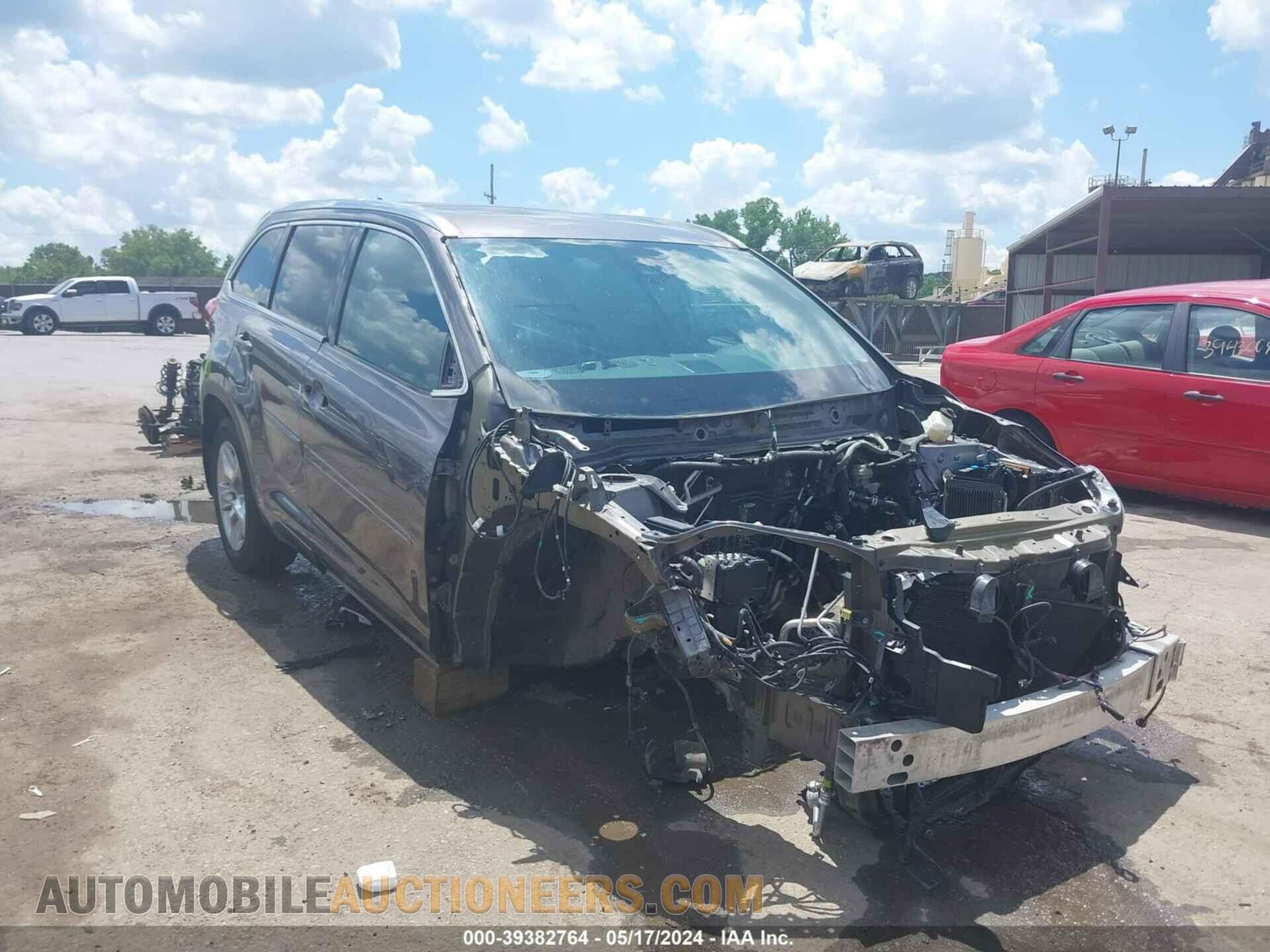 5TDDZRFH5JS800218 TOYOTA HIGHLANDER 2018