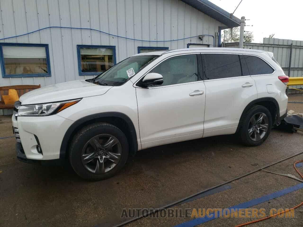 5TDDZRFH5JS847748 TOYOTA HIGHLANDER 2018