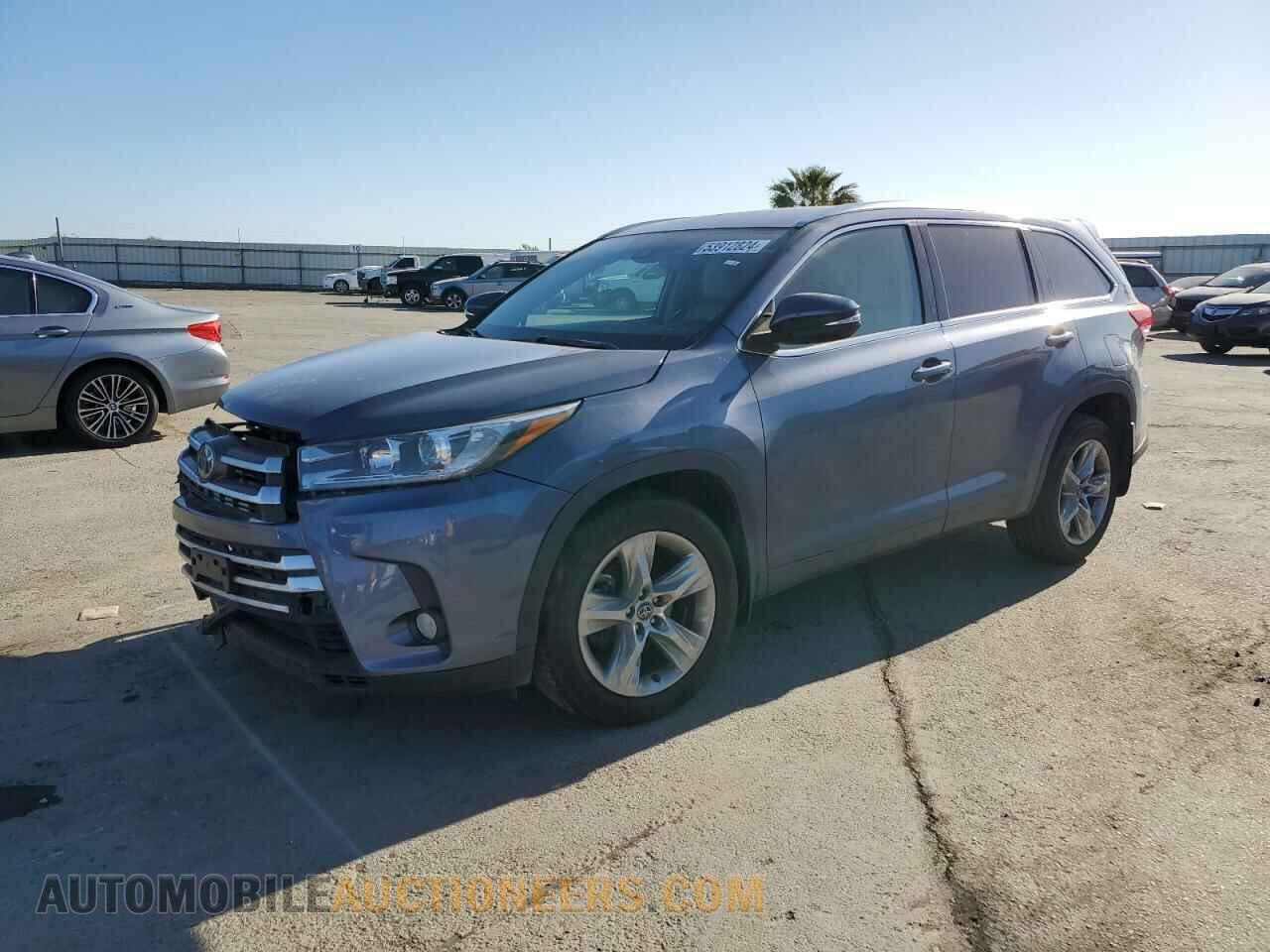 5TDDZRFH8JS803985 TOYOTA HIGHLANDER 2018