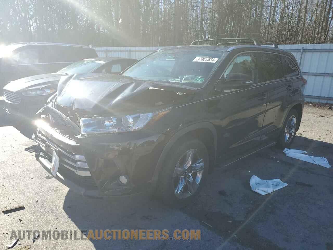 5TDDZRFH8JS901608 TOYOTA HIGHLANDER 2018