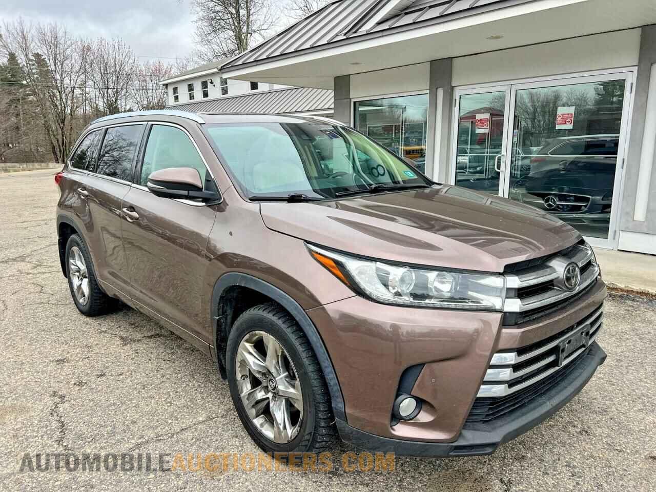 5TDDZRFH9JS862155 TOYOTA HIGHLANDER 2018