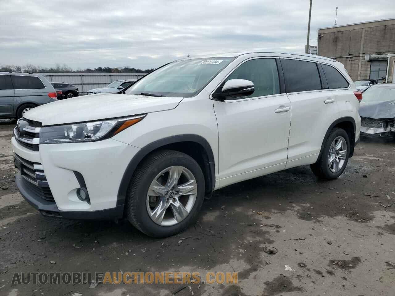 5TDDZRFHXJS822151 TOYOTA HIGHLANDER 2018