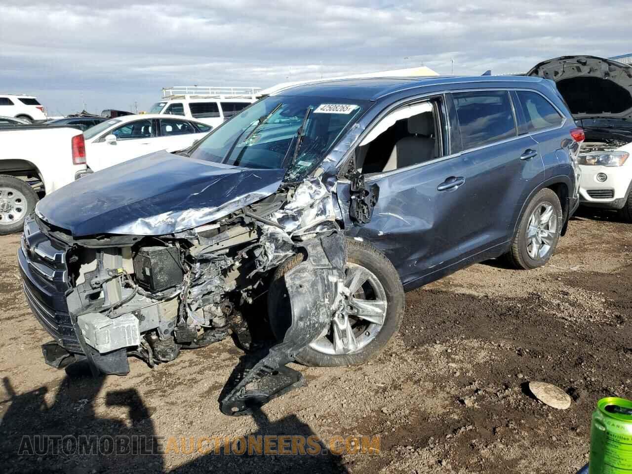 5TDDZRFHXJS844876 TOYOTA HIGHLANDER 2018