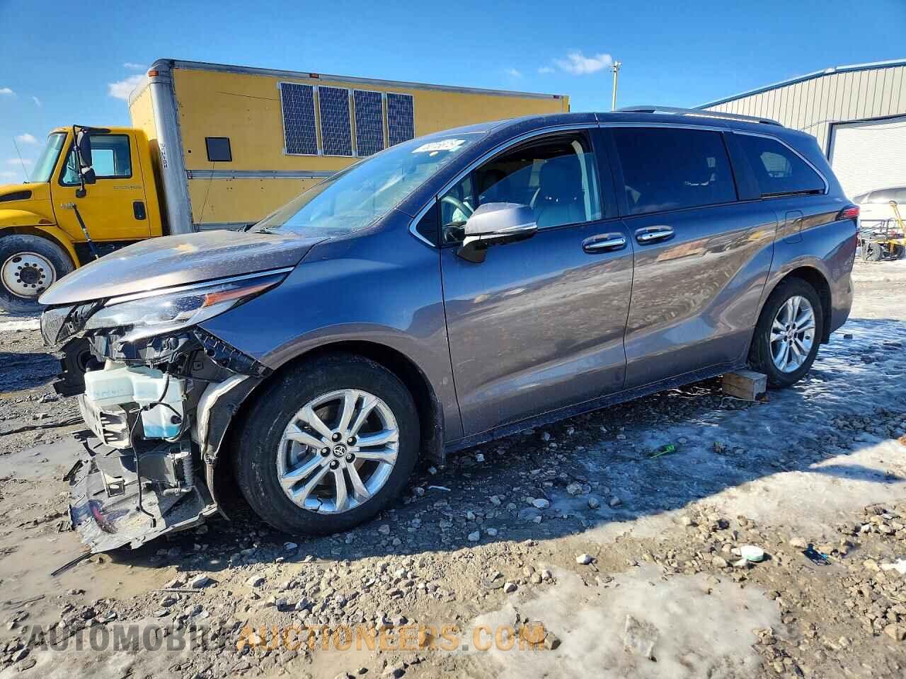 5TDESKFC2PS102727 TOYOTA SIENNA 2023