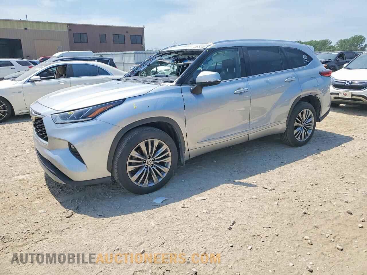5TDFZRBH1MS098708 TOYOTA HIGHLANDER 2021