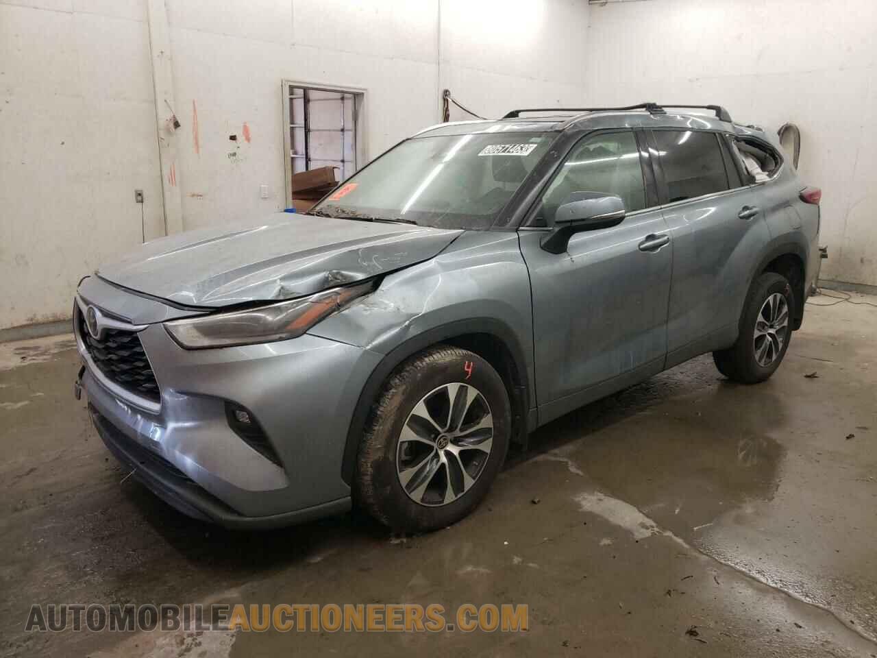 5TDGZRBH0MS079779 TOYOTA HIGHLANDER 2021