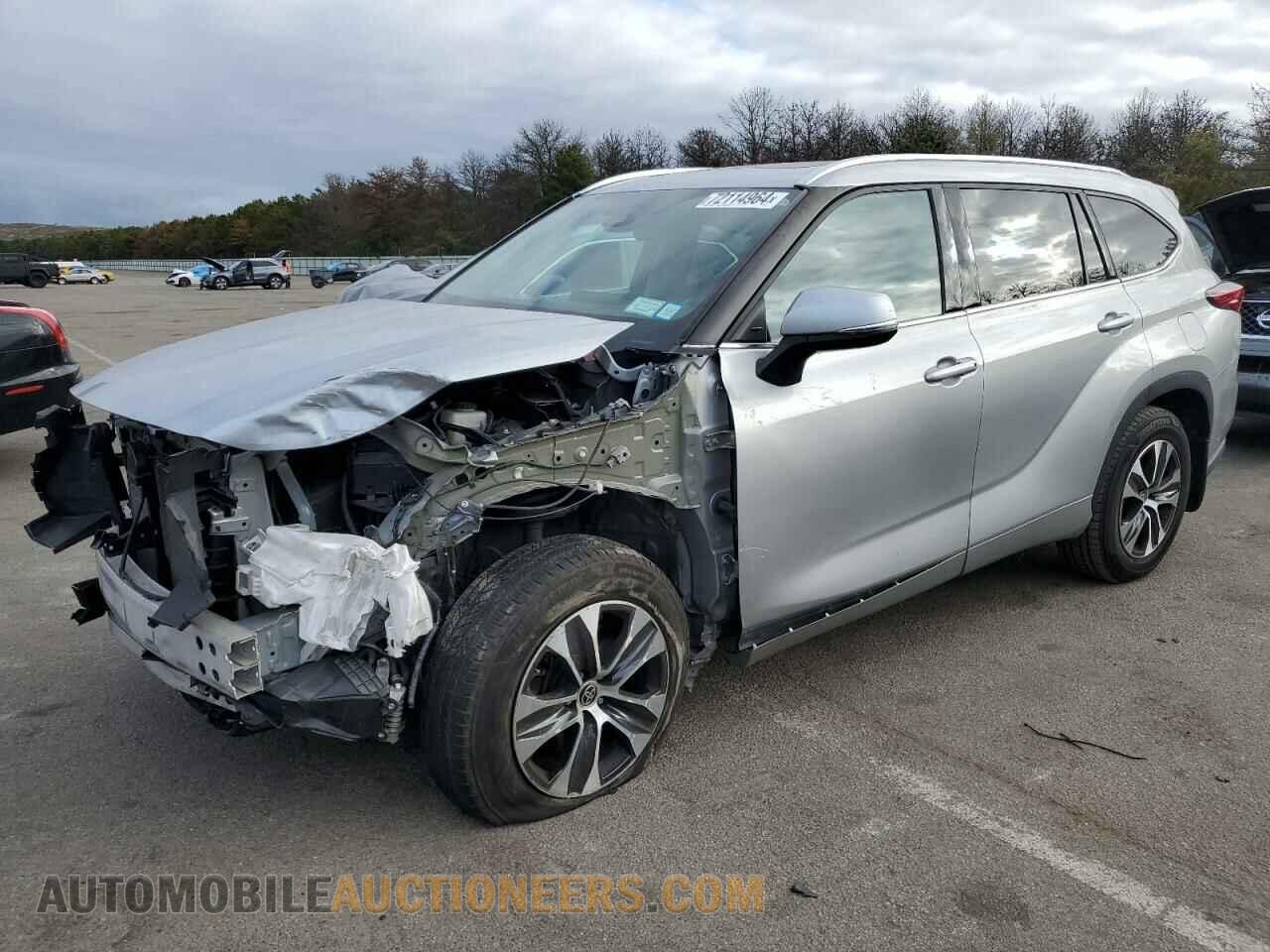 5TDGZRBH2MS547849 TOYOTA HIGHLANDER 2021