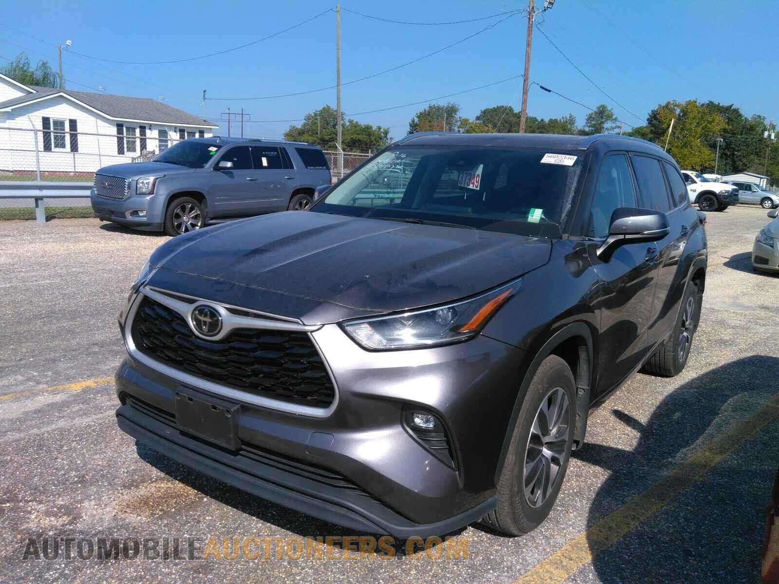 5TDGZRBH9MS089727 Toyota Highlander 2021