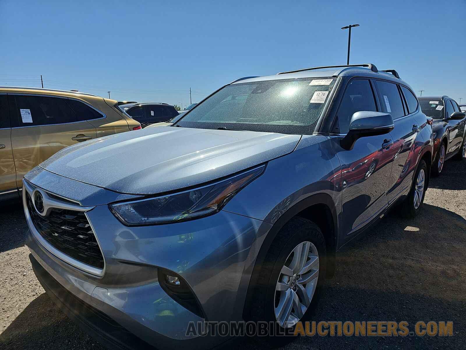 5TDHZRBH5MS108908 Toyota Highlander 2021
