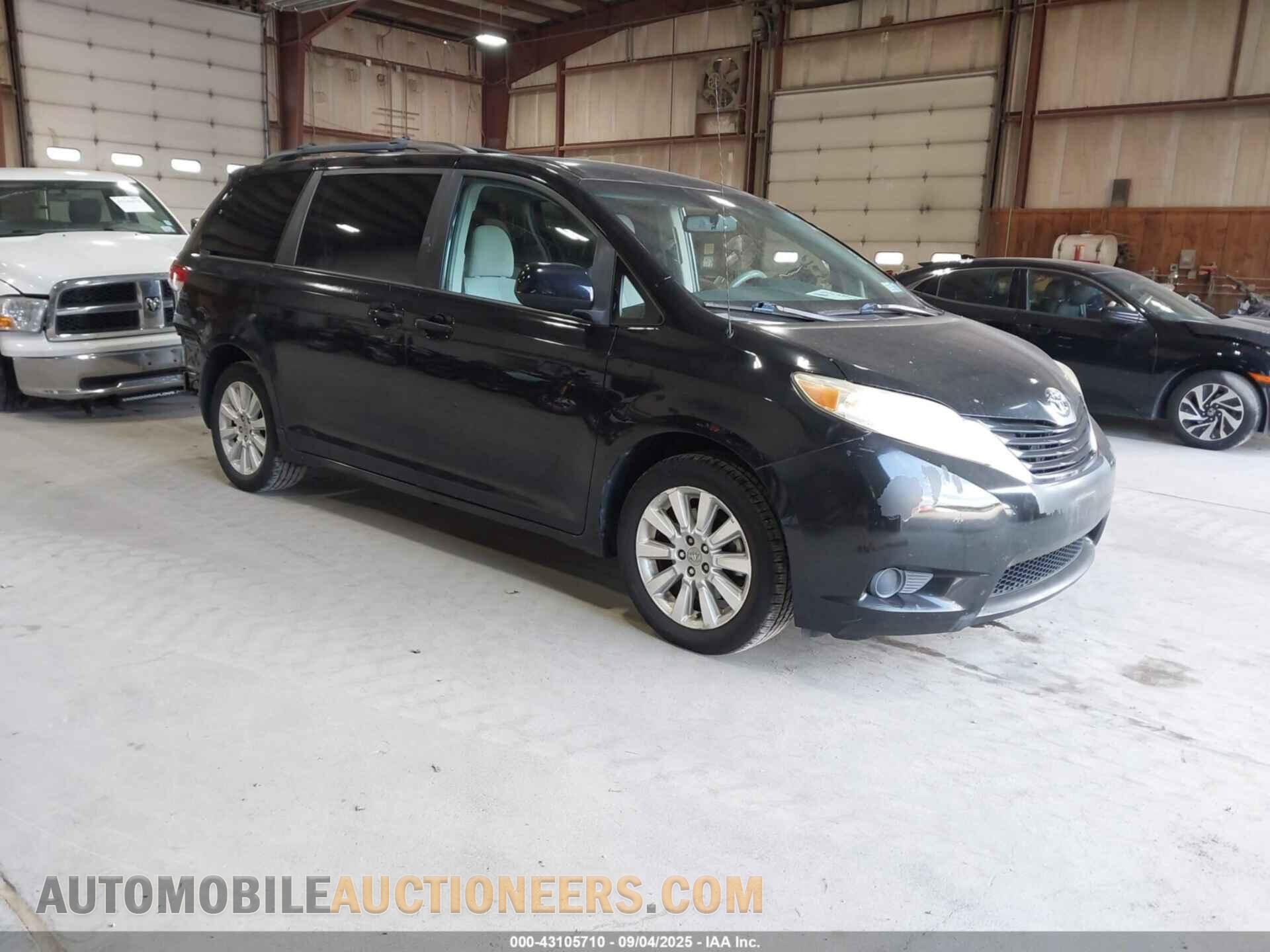 5TDJK3DC1CS032445 TOYOTA SIENNA 2012