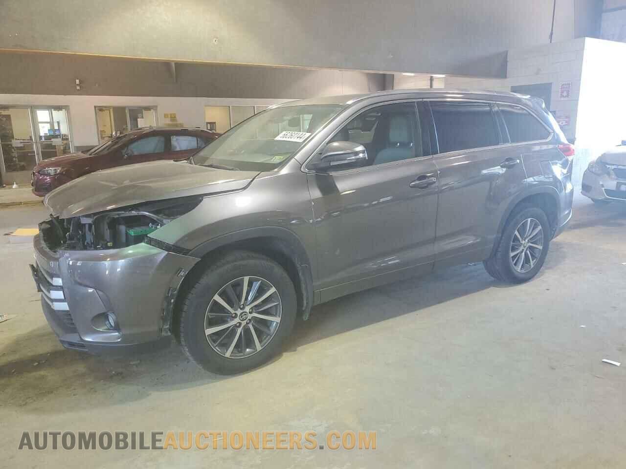 5TDJZRFH0JS855484 TOYOTA HIGHLANDER 2018