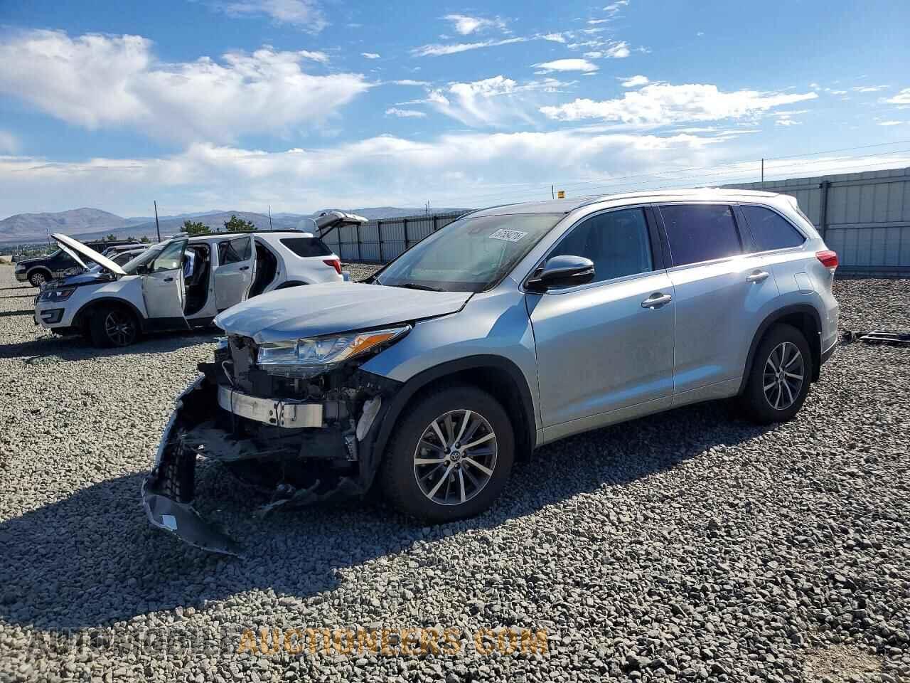 5TDJZRFH1JS560362 TOYOTA HIGHLANDER 2018