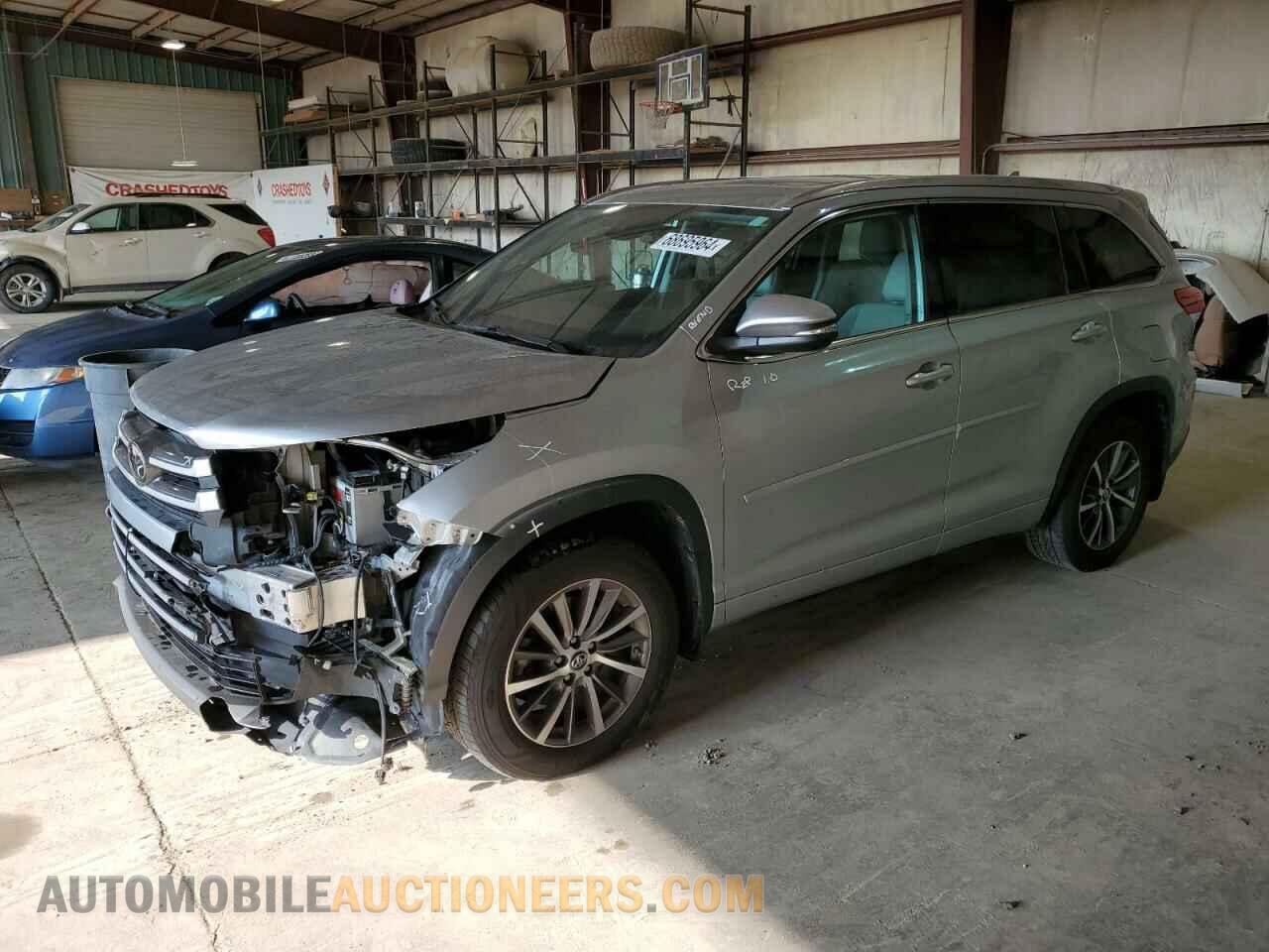 5TDJZRFH2JS528584 TOYOTA HIGHLANDER 2018