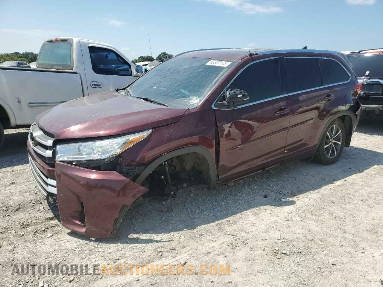 5TDJZRFH2JS852764 TOYOTA HIGHLANDER 2018
