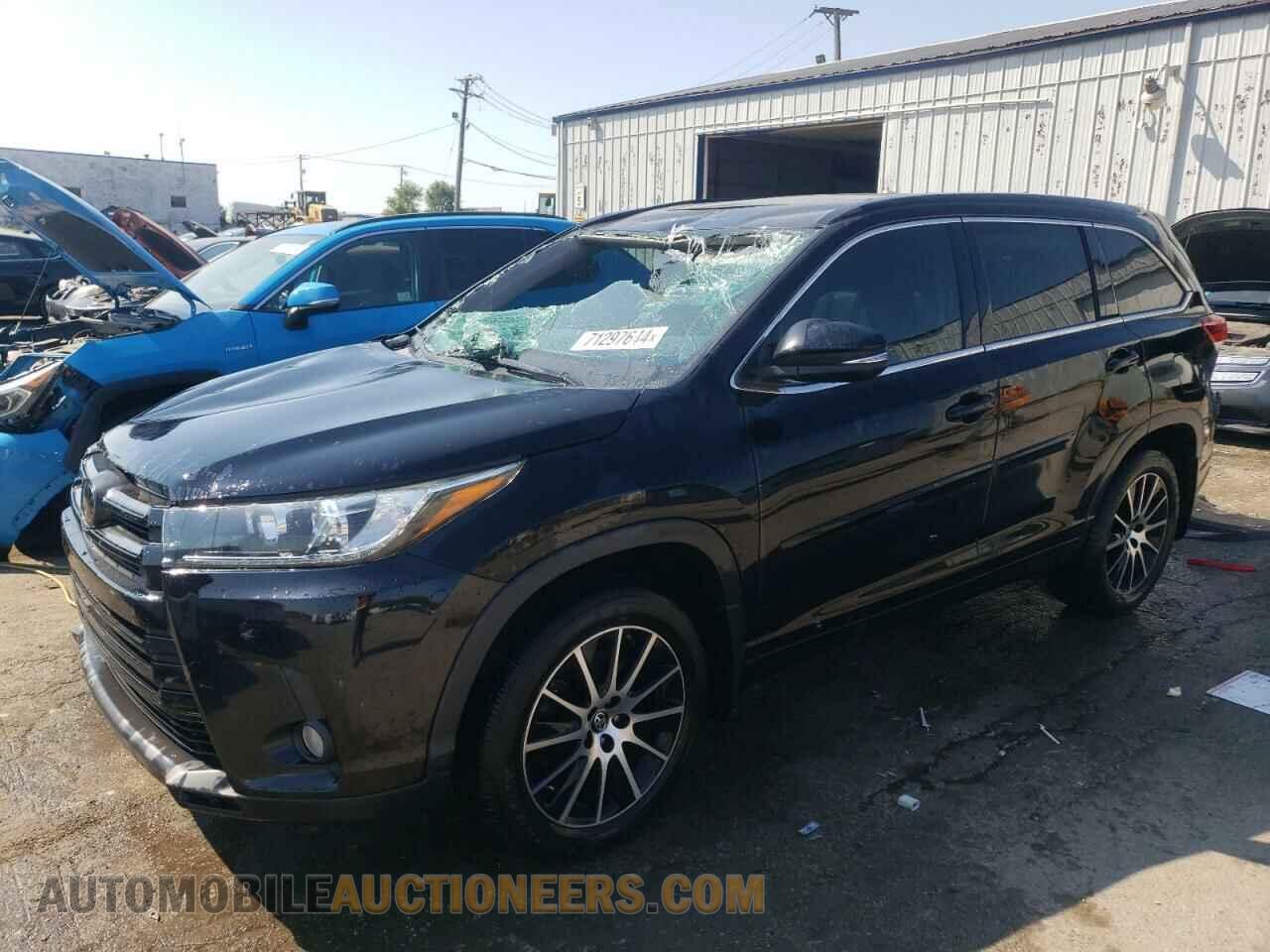 5TDJZRFH2JS862114 TOYOTA HIGHLANDER 2018