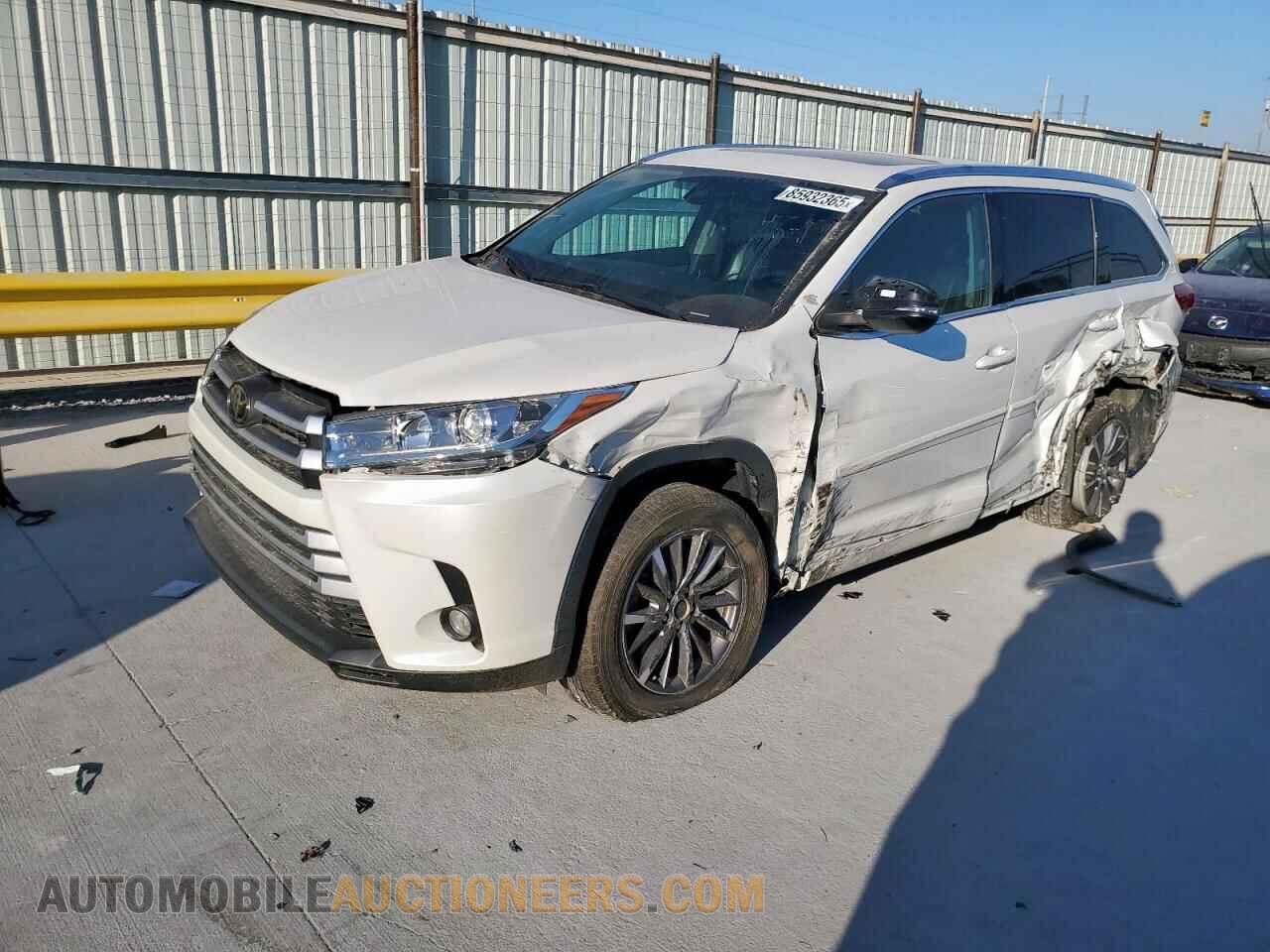 5TDJZRFH2JS892312 TOYOTA HIGHLANDER 2018
