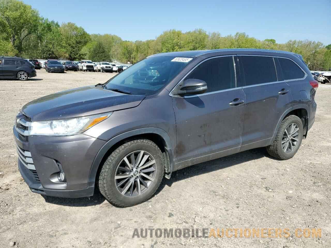 5TDJZRFH3HS451511 TOYOTA HIGHLANDER 2017
