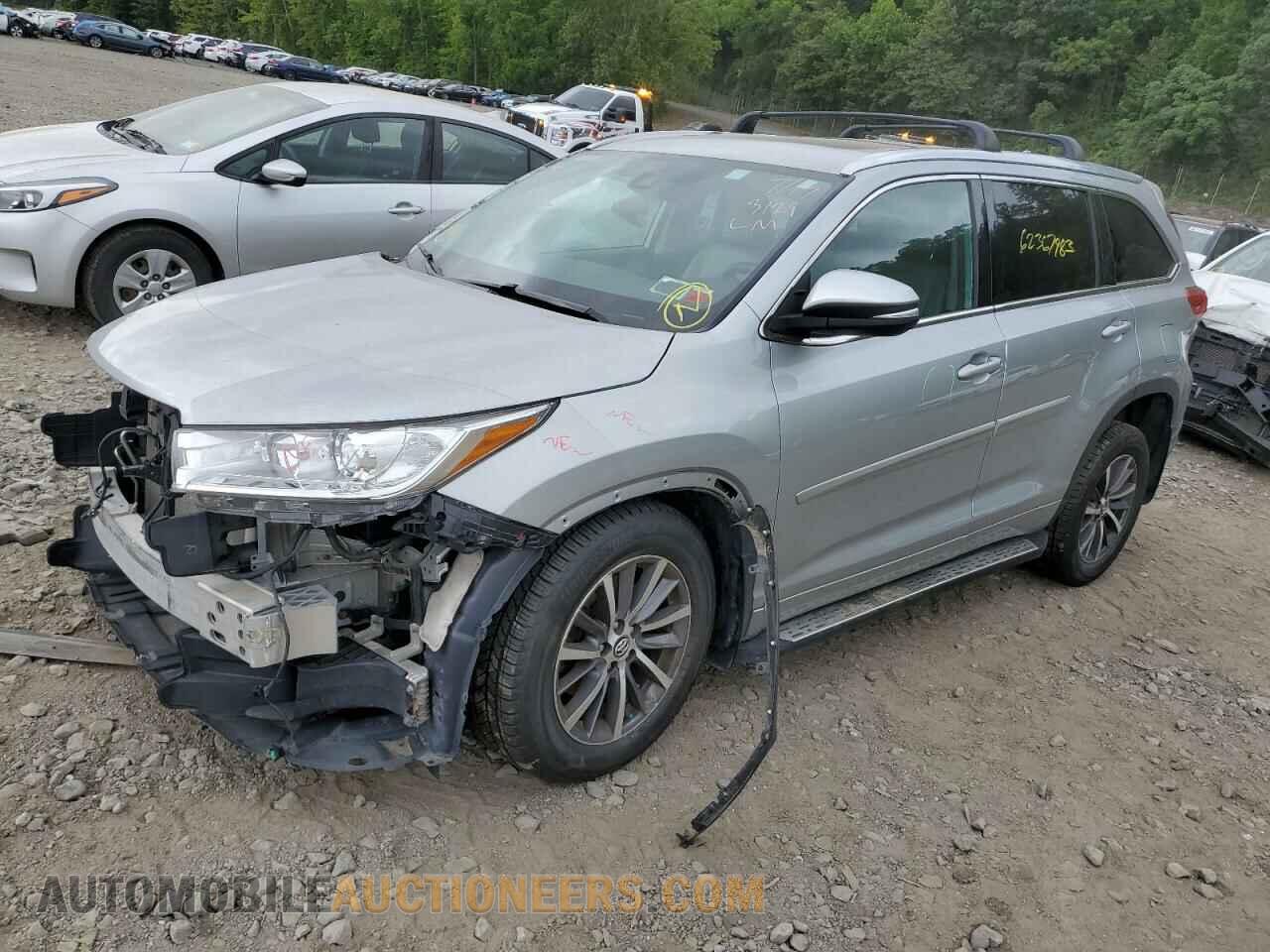 5TDJZRFH5JS545668 TOYOTA HIGHLANDER 2018