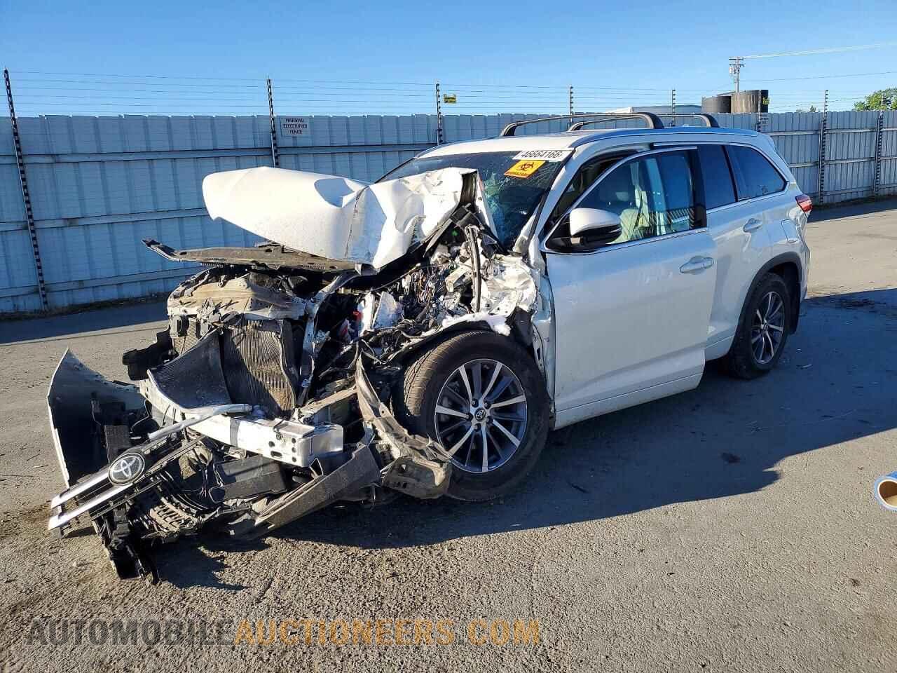 5TDJZRFH6JS536607 TOYOTA HIGHLANDER 2018