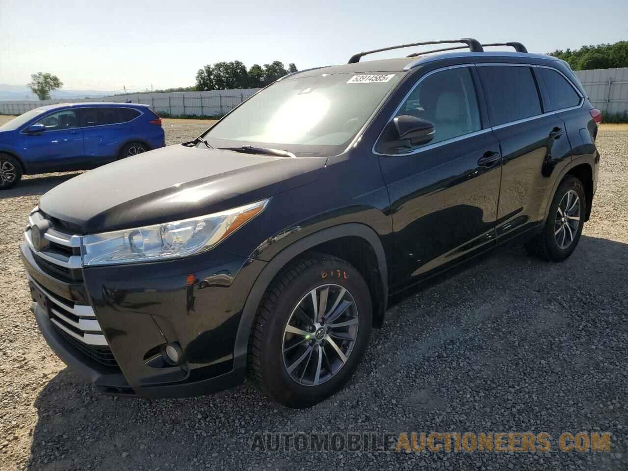 5TDJZRFH6JS538843 TOYOTA HIGHLANDER 2018