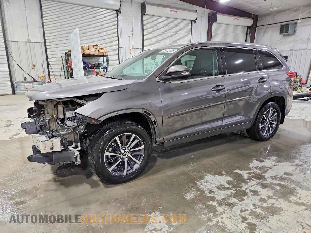 5TDJZRFH6JS543783 TOYOTA HIGHLANDER 2018