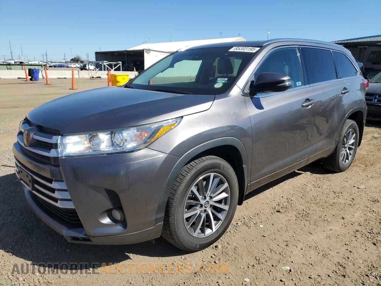 5TDJZRFH7JS559295 TOYOTA HIGHLANDER 2018