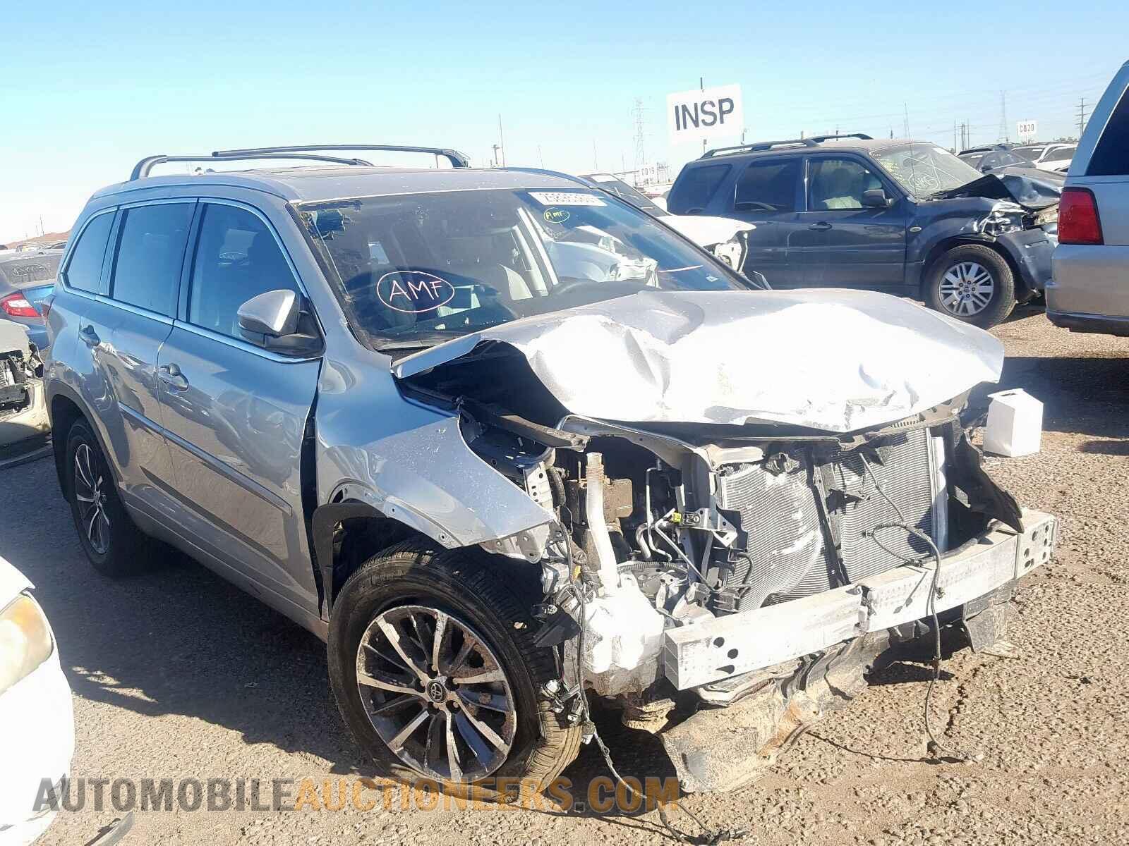 5TDJZRFH8JS829652 TOYOTA HIGHLANDER 2018