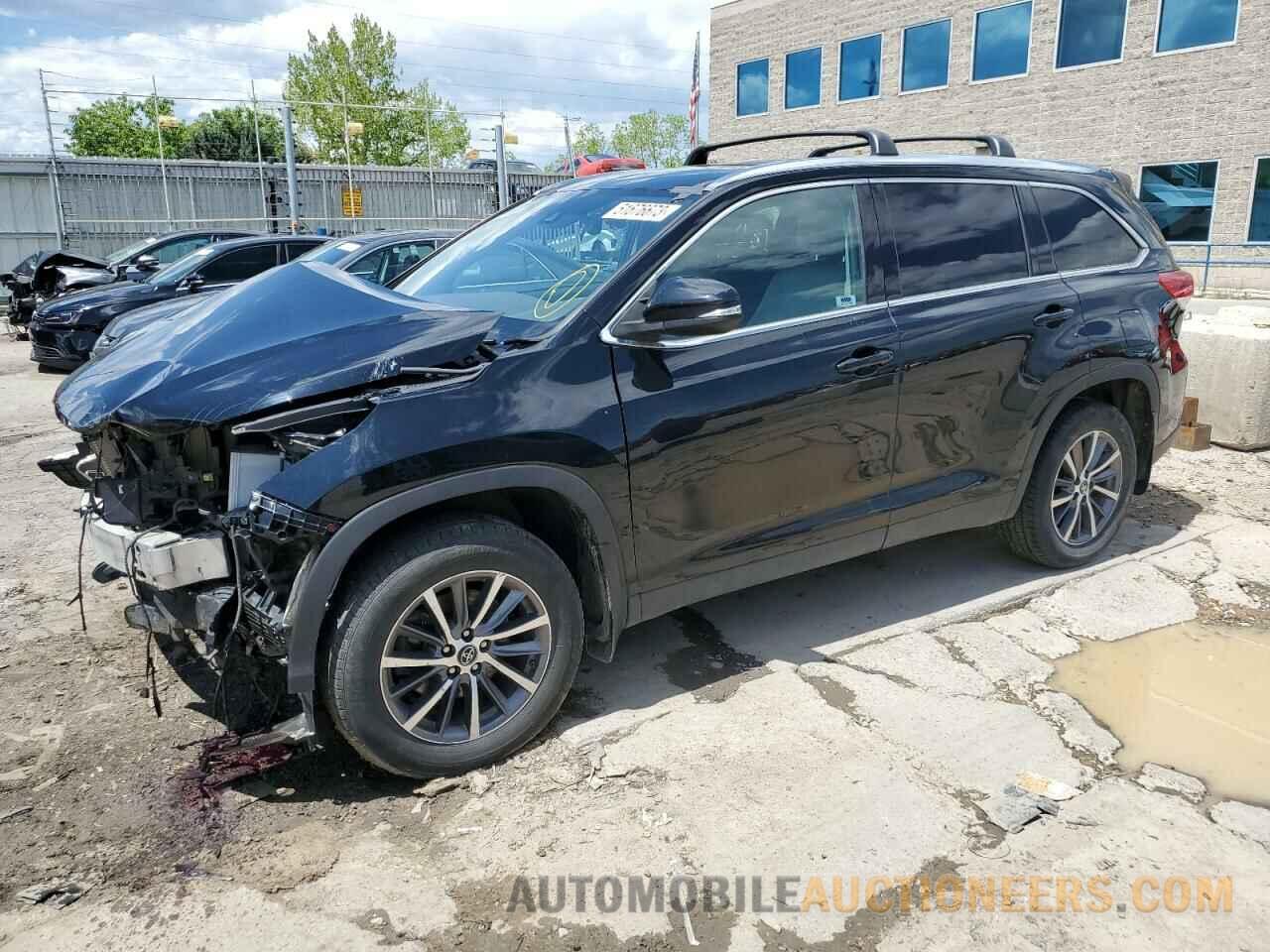 5TDJZRFH8KS954619 TOYOTA HIGHLANDER 2019