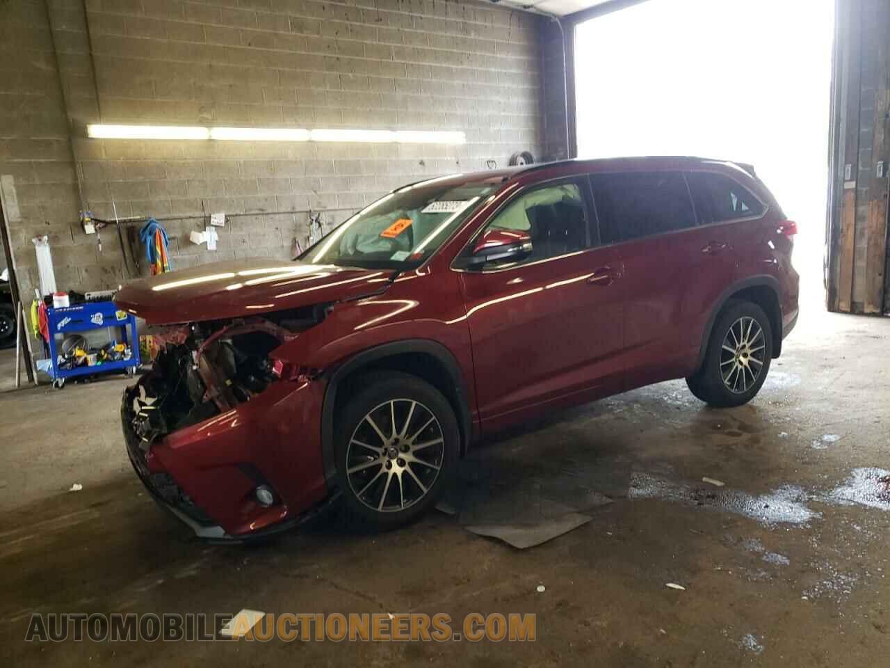 5TDJZRFHXJS852320 TOYOTA HIGHLANDER 2018