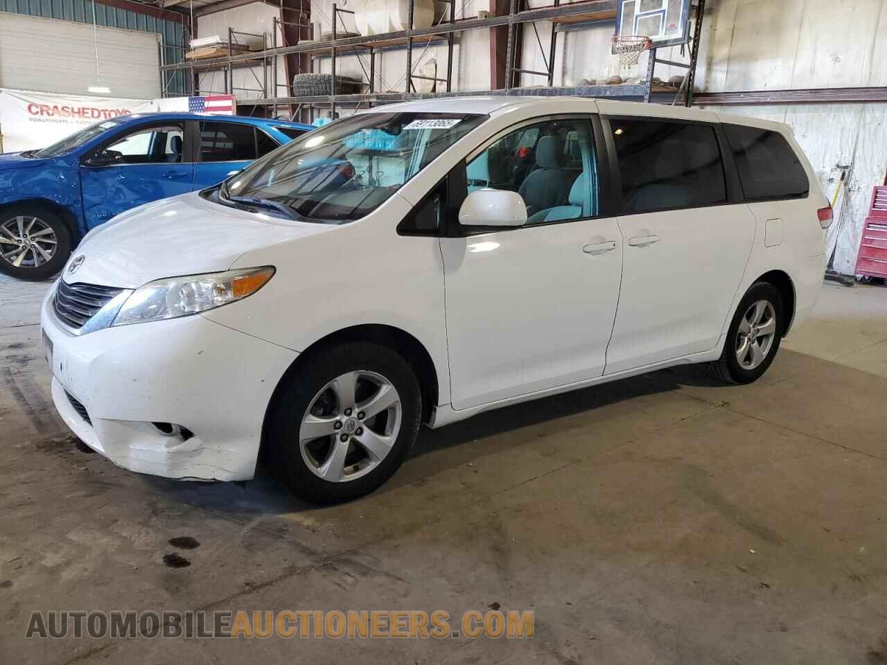 5TDKA3DC2CS013300 TOYOTA SIENNA 2012