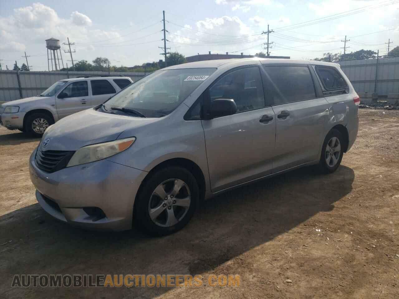 5TDKA3DC4BS007741 TOYOTA SIENNA 2011