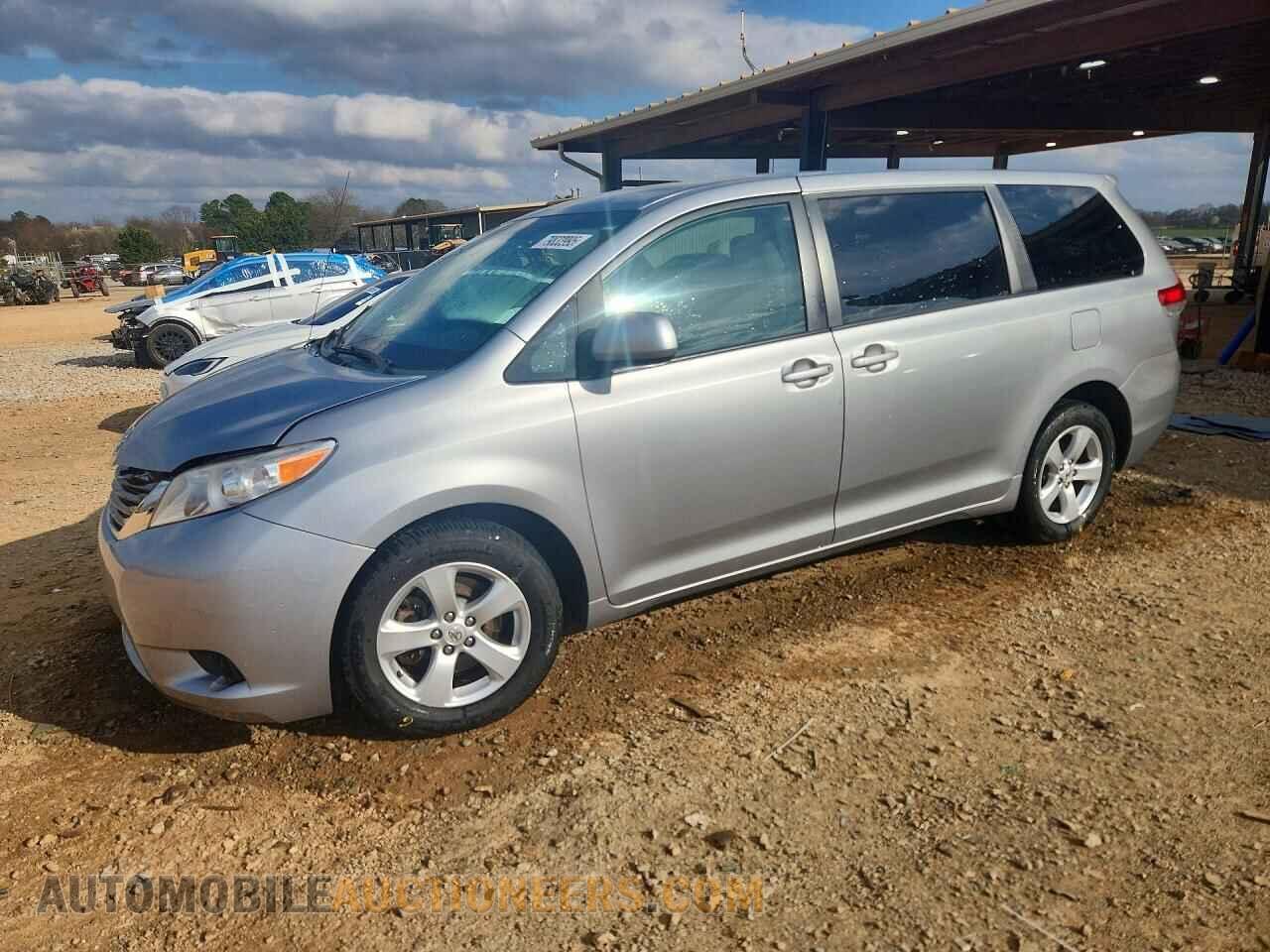 5TDKA3DC6CS015521 TOYOTA SIENNA 2012