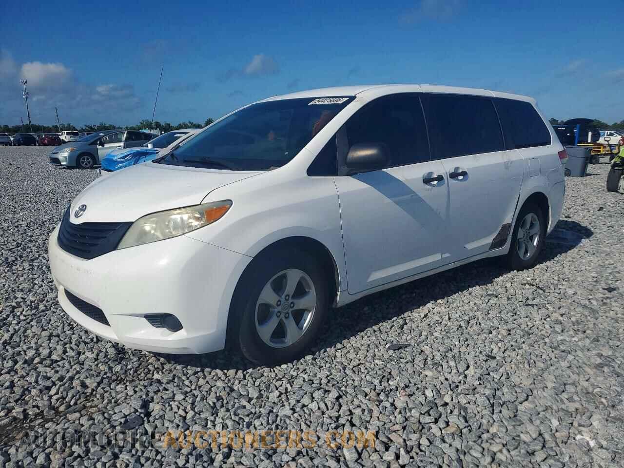 5TDKA3DC8CS012667 TOYOTA SIENNA 2012