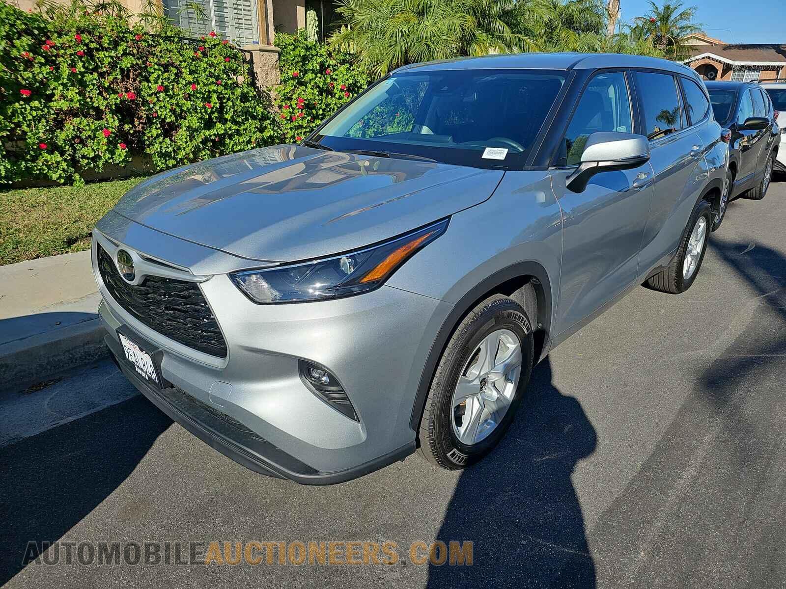 5TDKDRAH2PS502036 Toyota Highlander 2023
