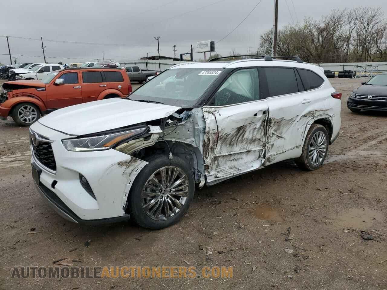 5TDKDRAH8PS506768 TOYOTA HIGHLANDER 2023